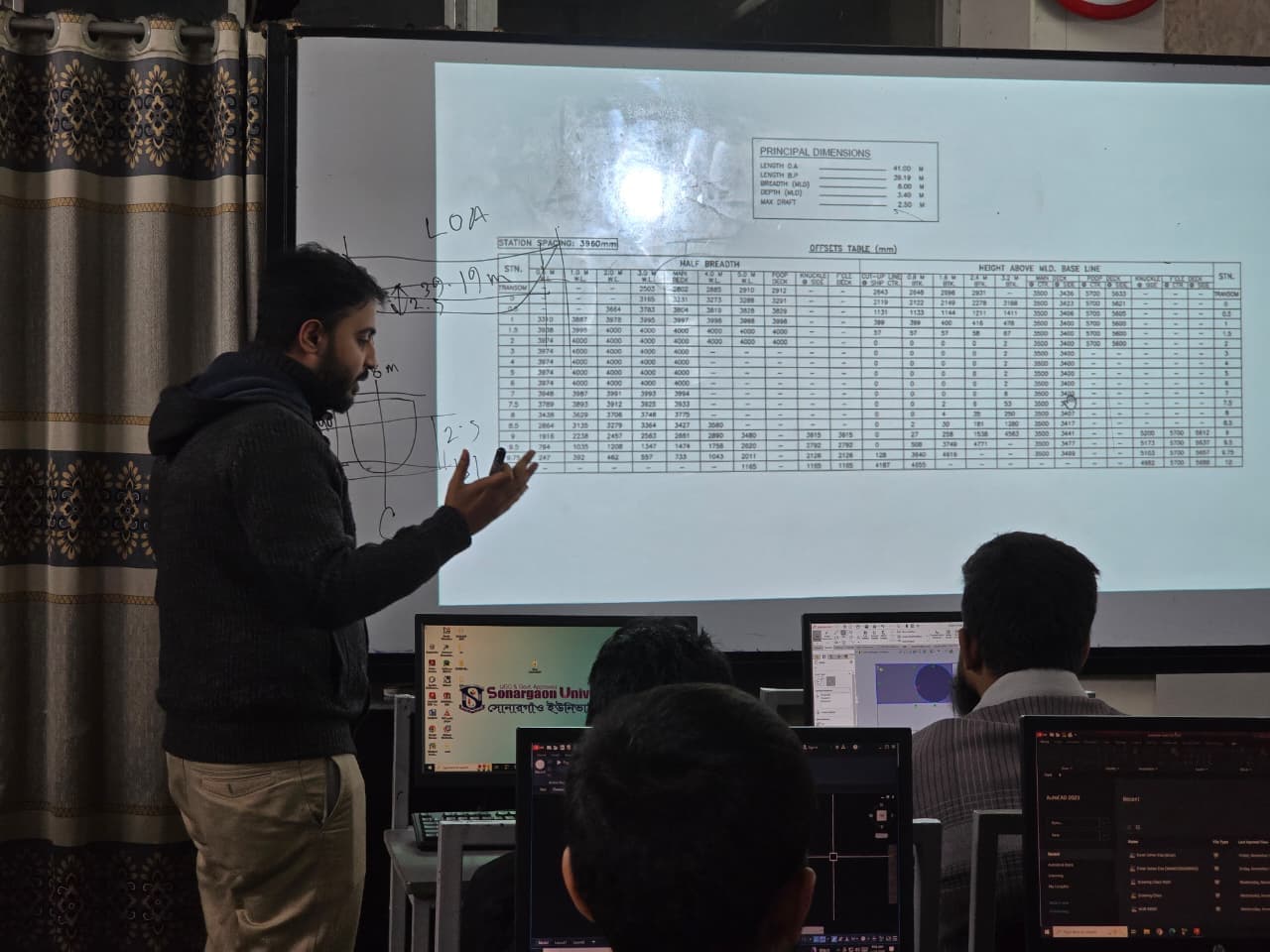 AutoCAD 2D for Ship Design